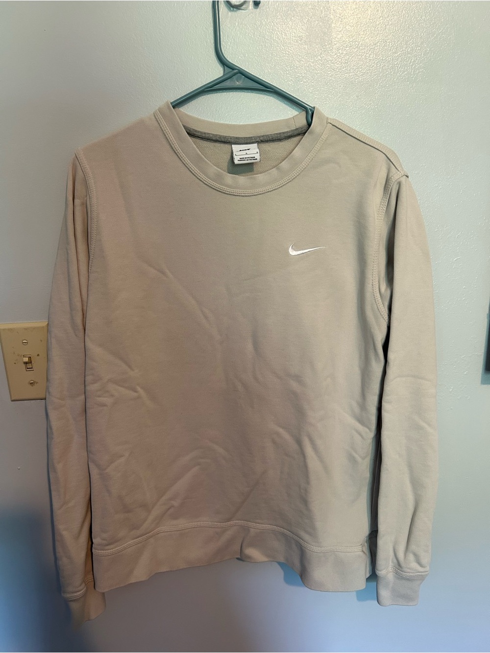 Nike Crewneck Sweatshirt in Light Beige